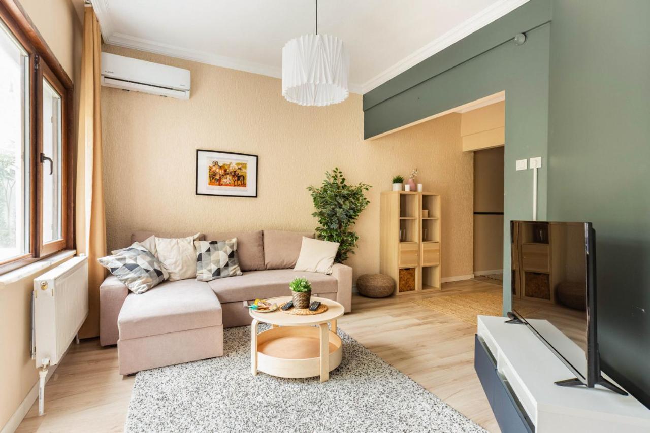 Stylish Flat With Excellent Location In Beyoglu Appartamento